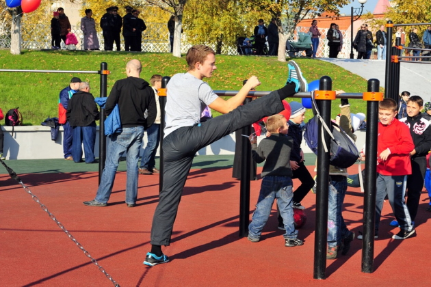 Спорт на свежем воздухе для детей и взрослых.